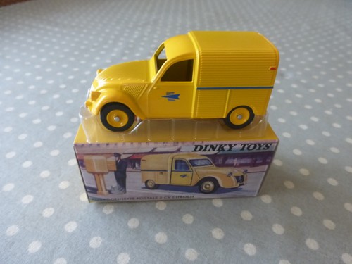 Dinky toys 560 fourgonnette - dinky,