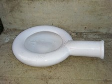 P3- Urinal urinoir pistolet en terre cuite émaillée pour malade blessé 