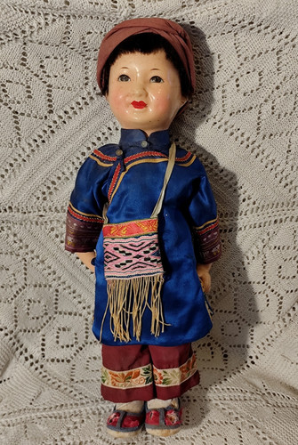 Adorable poupee ancienne - adorable,