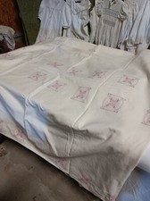 ancienne grande nappe rectangulaire en coton écru brodée mains 270 x 160