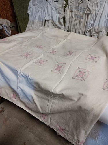 Ancienne grande nappe - grande,