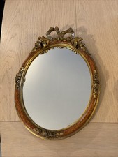 Miroir très ancien doré ovale