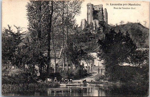 Lavardin rue de - -, l'ancien