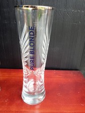 1 verre  de bière Jupiler pur blonde