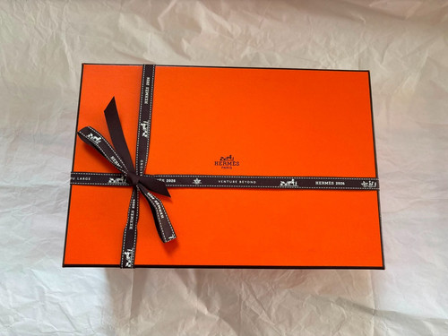 Authentic hermes box - authentic, +