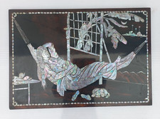 Panneau bois laqué nacre Maternité femme enfant dans hamac Gia Dinh Vietnam