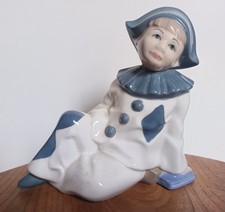 Vintage: très jolie figurine en porcelaine Arlequin signée CASADES  CA02