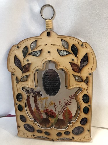 Judaic wood plaque with - judaic,