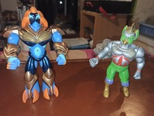 2 Figurine giochi gormiti preziosi  bon états voir les photos