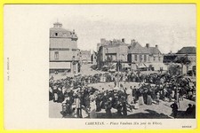 cpa RARE Dos 1900 CARENTAN (Manche) PLACE VAUBAN Un jour de Fêtes Mat de Cocagne