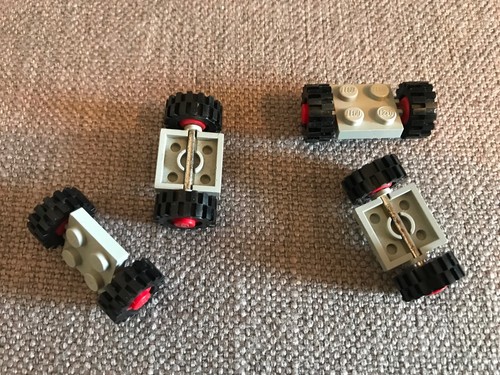 Lot roues lego - de, vintage