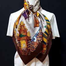 RARE VINTAGE HERMES Soie Scarf