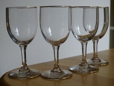 4 ANCIENS VERRES A APERITIF