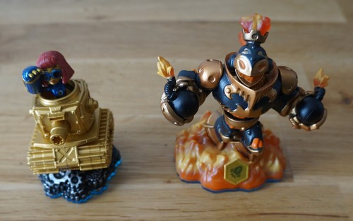 Skylanders wii 2 - 2, figurines