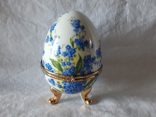 Ancien gros oeuf porcelaine - oeuf, en