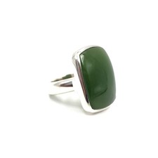 Bague sceau homme jade vert