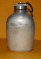 ARMEE ALLEMANDE : GOURDE NUE SANS HOUSSE  ,FABRICANT DANS LE TAMPON DE 1962, BON