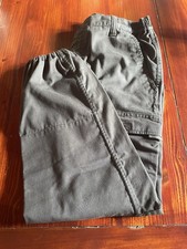 Pantalon Solognac  Chasse / Pêche. Taille L (82/89 cm). Couleur Vert.(V1)