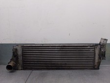 8200700172 INTERCOOLER / ECHANGEUR D´AIR / BEHR / 8200700172 / 5663863 POUR RENA