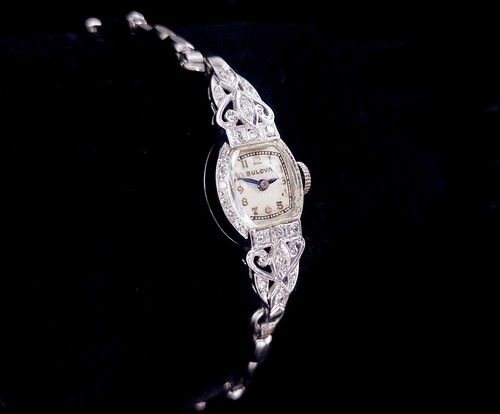 Montre vintage pour femmes - vintage, en