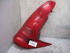 Feu arriere droit 6351R4 Peugeot 206 SW