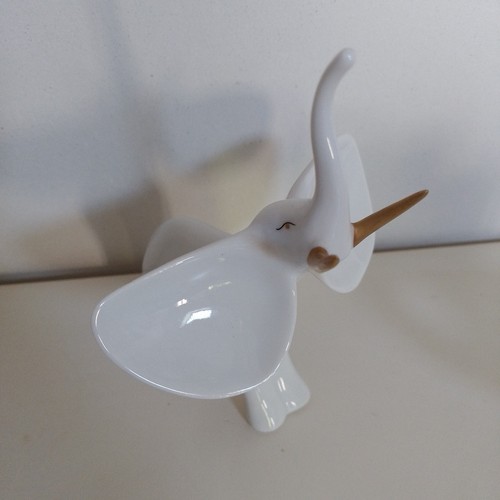 Hollohaza hongrie elephant - hongrie, en