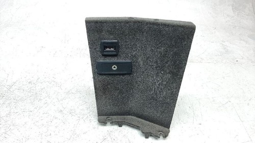 A1666800023 moulure