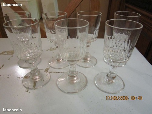 Petits verres liqueur - verres, a