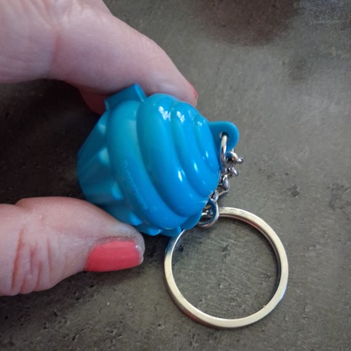 Porte clefs tupperware rare - porte,