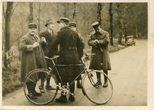 Enquête Marescot Vintage silver print Tirage argentique  13x18  Circa 1935