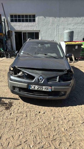 Malle hayon arriere renault - malle/hayon,