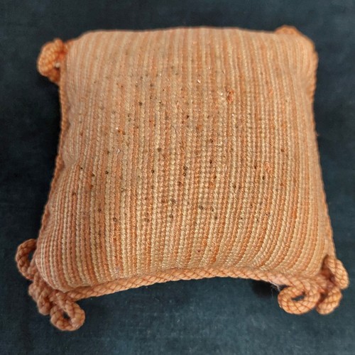 Coussin rembourré pique