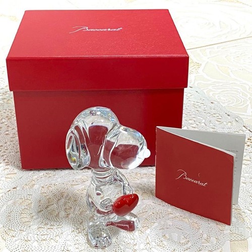 Baccarat cystal snoopy holding - baccarat,