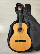 Guitare classique gaucher