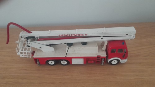 Siku 3720 camion mercedes - camion,