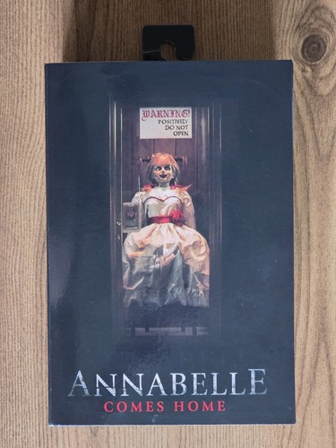 Figurine annabelle comes home - annabelle,,