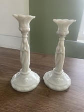 Ancienne paire de bougeoir en opaline de Portieux religieux église vierge