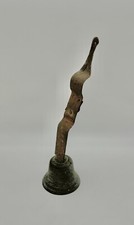 Cloche d'entrée en bronze