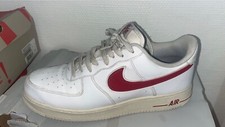 basket homme 46 blanche et rouge Nike 