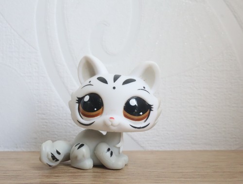 Littlest petshop cat - petshop,