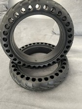 2 Pneu Plein Anti Crevaison