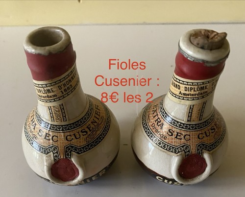 Lot fioles cusenier - lot, 2