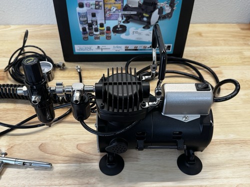 Iwata deluxe airbrush kit - deluxe, with