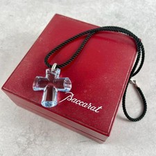 Collier de baccarat croix