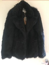  Fausse fourrure noire