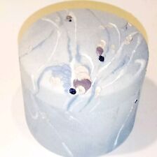 Boite signée Françoise Saumonde Porcelaine Émaux de Limoges Format 9 x 8 cm