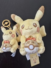 Set 2 Peluches Pikachu 30th