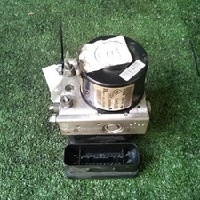 Bloc ABS (freins anti-blocage)