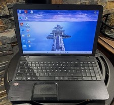 Ordinateur Portable TOSHIBA C850D - 15.6" AMD SSD 240Go NEUF 10Go W11 Batt 1h30