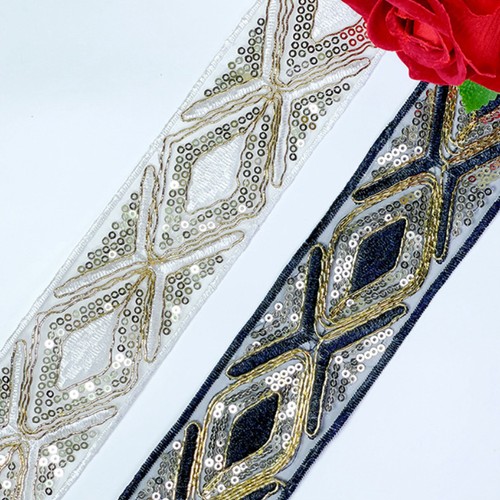Maille bordure broderie - 9.1m,